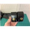 Image 2 : LEATHER HANDGUN HOLSTER AND BELT TED BOURDON