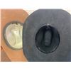 Image 4 : LOT OF COWBOY HATS
