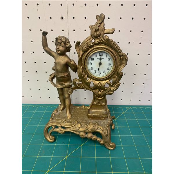 VINTAGE NEW HAVEN CLOCK