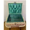 Image 3 : VINTAGE SEWING BASKET STAND