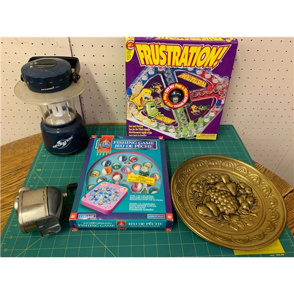 MISC LOT CAMP LIGHT GAMES ETC