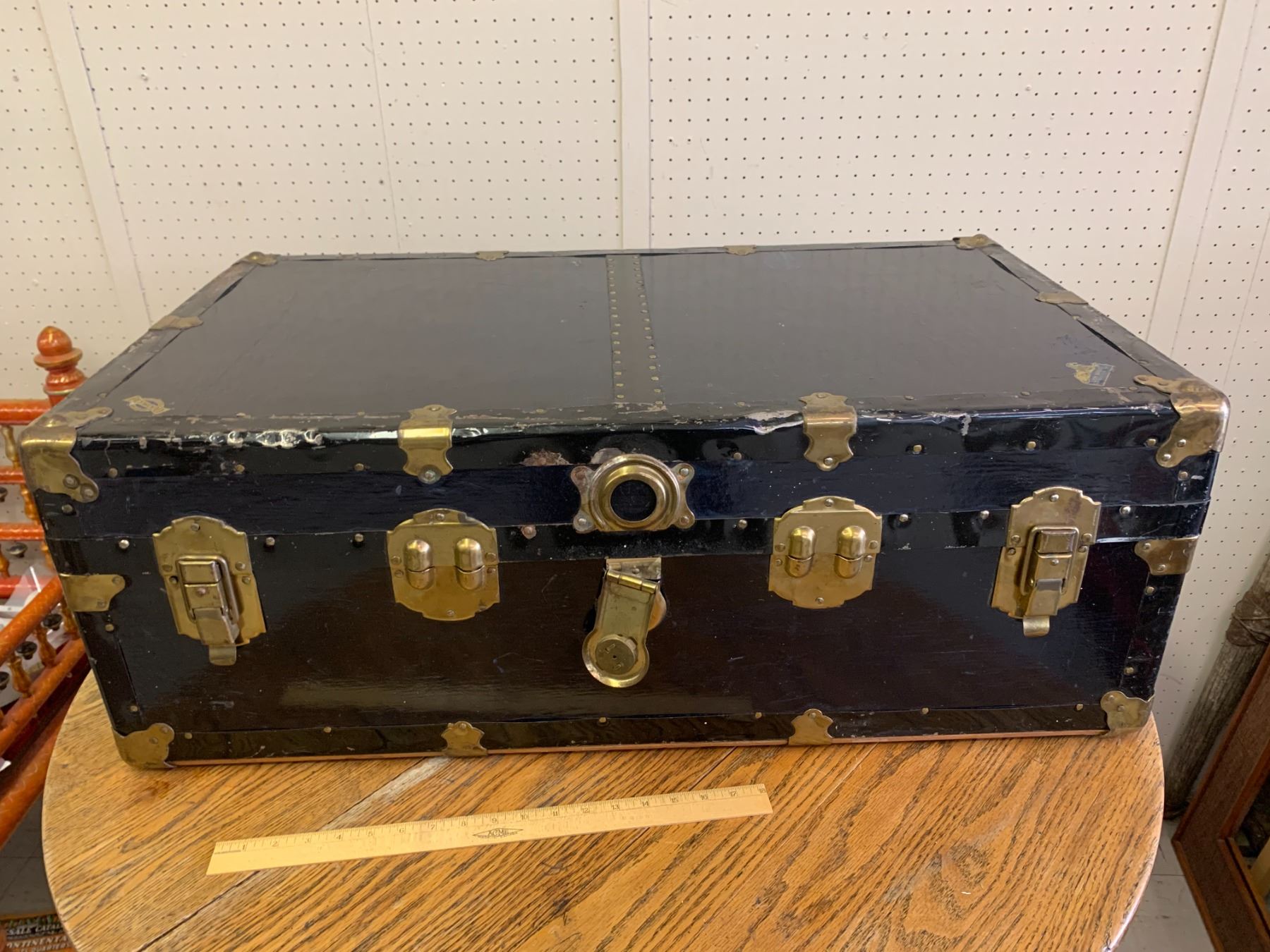 VINTAGE METAL TRUNK Schmalz Auctions
