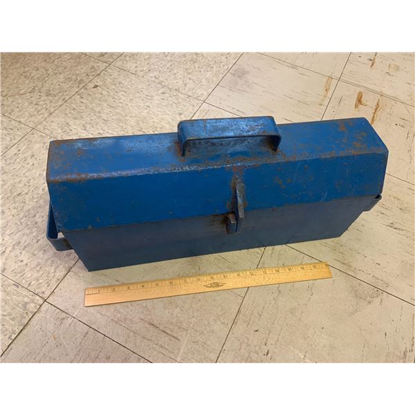 HOME MADE HEAVY DUTY METAL TOOL BOX