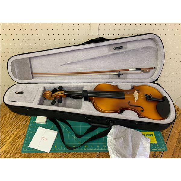 MENDINI CECILIO VIOLIN WITH CASE