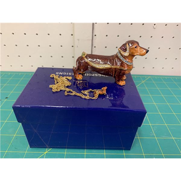 DACHSHUND KINGSPOINT DESIGNS ENAMEL DOG TRINKET BOX AND MATCHING PENDANT