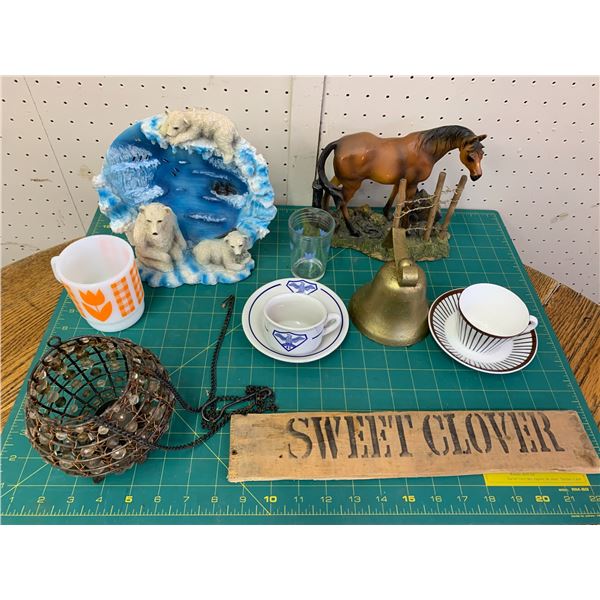 MISC LOT DECOR VINTAGE CUPS