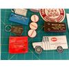 Image 5 : LOT OF MISC SMALLS KEY CHAINS ETC