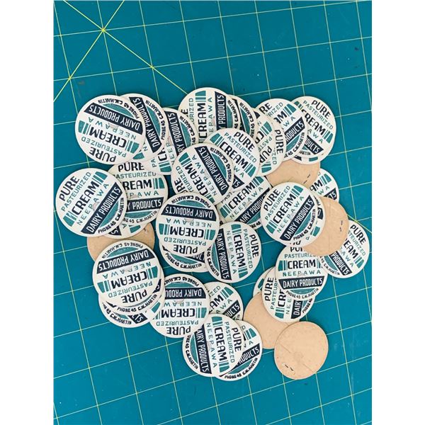 LOT OF NEEPAWA CREAM UNUSED MILK BOTTLE CAPS