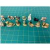 Image 1 : LOT OF 14 WADE RED ROSE TEA FIGURINES
