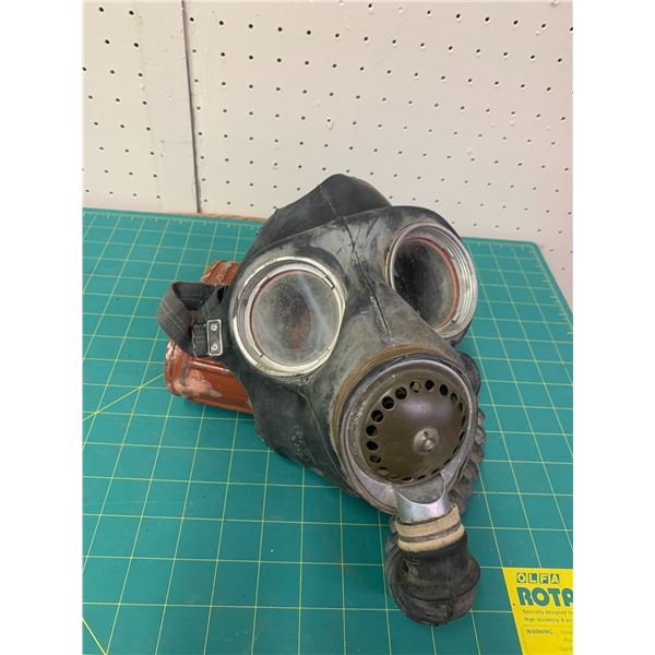 WWII GAS MASK