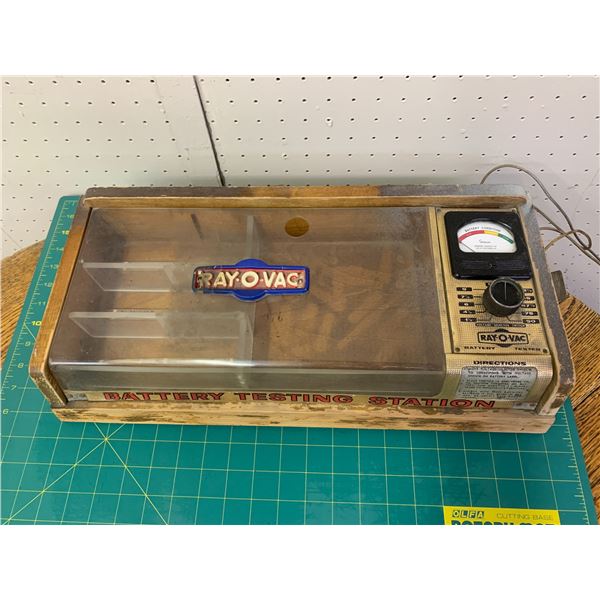 VINTAGE ROYOVAC BATTERY TESTING STATION