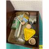 Image 2 : MISC LOT BOX AND SMALLS