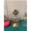 Image 3 : LOT OF OIL LAMPS