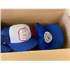 Image 4 : BOX OF VINTAGE TRUCKER HATS