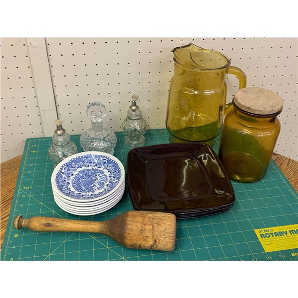 MISC LOT PLATES GLASS ETC