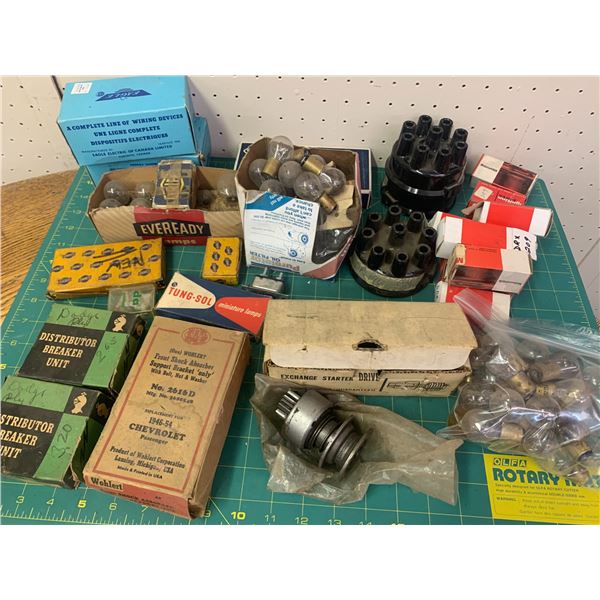 MISC LOT OLD AUTOMOTIVE PARTS