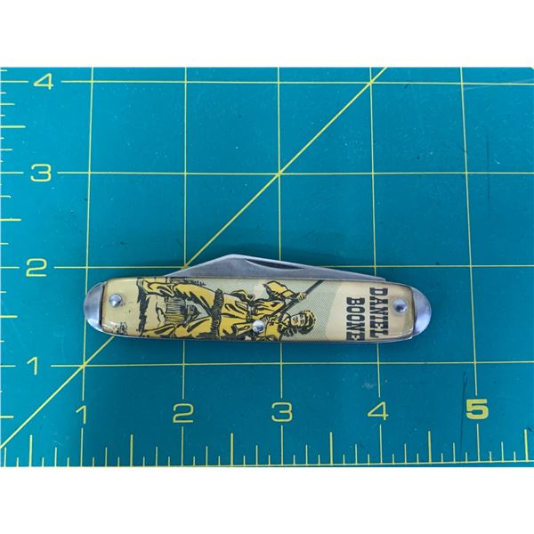 VINTAGE DANIEL BOONE POCKET KNIFE