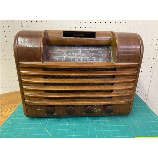 RCA VICTOR RADIO WORKING