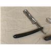 Image 4 : ANTIQUE STRAIGHT RAZOR LOT