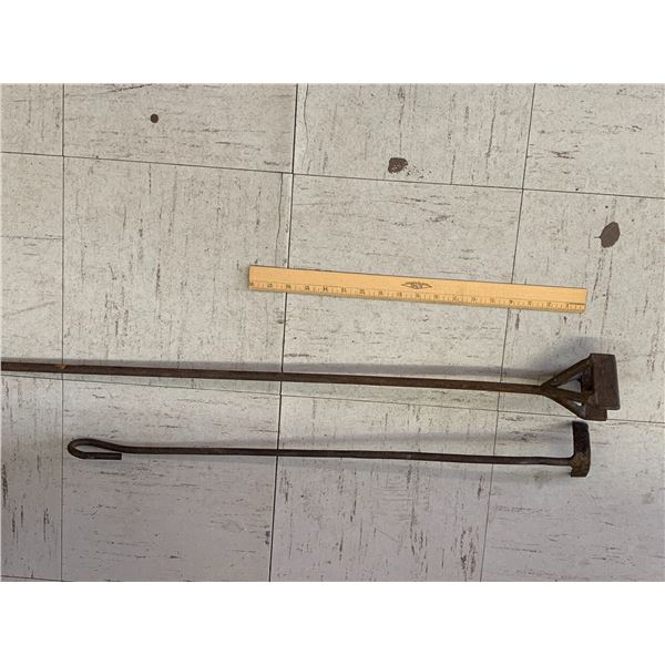 LOT OF BRANDING IRONS