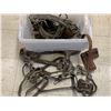Image 1 : TOTE OF CLIMBING SPURS WIRE PULLERS ETC