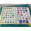 Image 6 : PHOTO ALBUM OF APPROX 200 VINTAGE STICKERS SMURFS GARFIELD SCRATCH AND SNIFF GREMLINS AND MORE