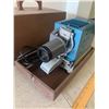 Image 2 : VINTAGE PROJECTOR