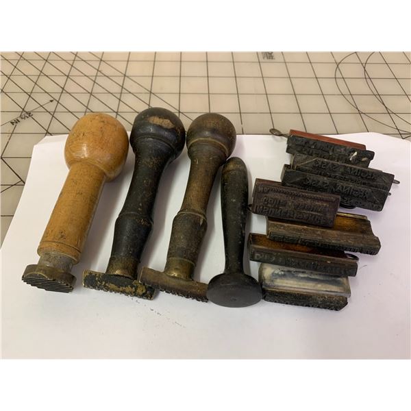 LOT OF POST OFFICE AND SIMPSON SEARS STAMPS