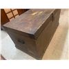 Image 2 : ANTIQUE DOVETAIL TRUNK 40" x 19 1/2 x 20 1/2"