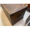 Image 3 : ANTIQUE DOVETAIL TRUNK 40" x 19 1/2 x 20 1/2"