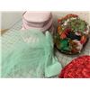 Image 3 : LOT OF VINTAGE LADIES HATS