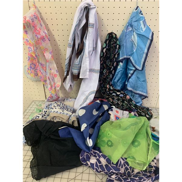 LOT OF SCARVES