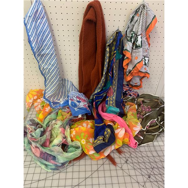 LOT OF SCARVES