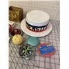 Image 3 : MISC LOT PAPERWEIGHT MUENSTER HAT