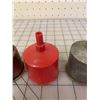 Image 3 : LOT OF 3 COLEMAN FUNNELS