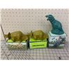 Image 1 : AVON DINOSAUR BUBBLE BATH BOTTLES AND BOXES