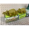Image 2 : AVON DINOSAUR BUBBLE BATH BOTTLES AND BOXES