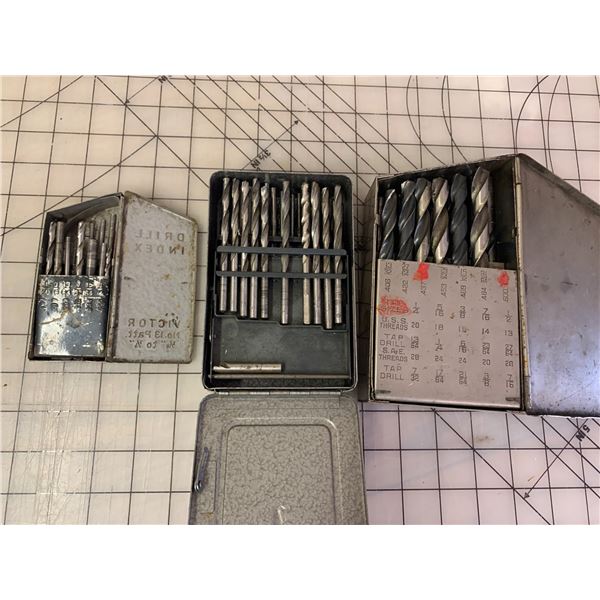LOT OF DRILL BITS