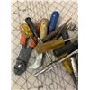 Image 4 : LOT OF HAND TOOLS