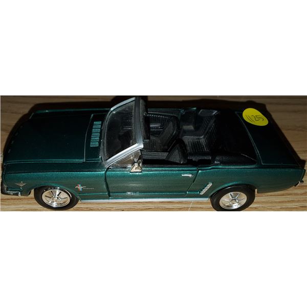 1/24 DIE CAST 1964 MUSTANG
