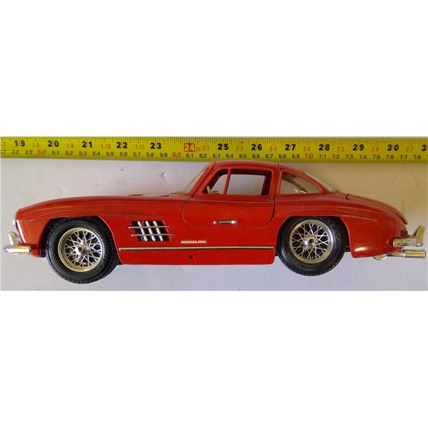 1954 Mercedes 300 SL 1:18 Model