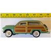 Image 1 : 1949 Ford Woody Wagon 1:38 Model