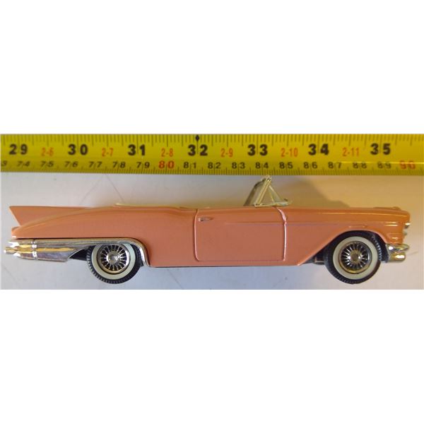 1957 Cadillac Eldorado Biarritz 1:43 Model Car