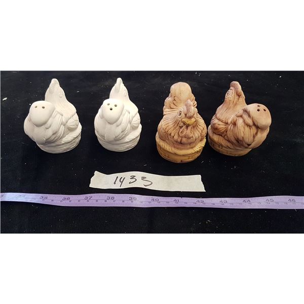 4 Rooster Shakers
