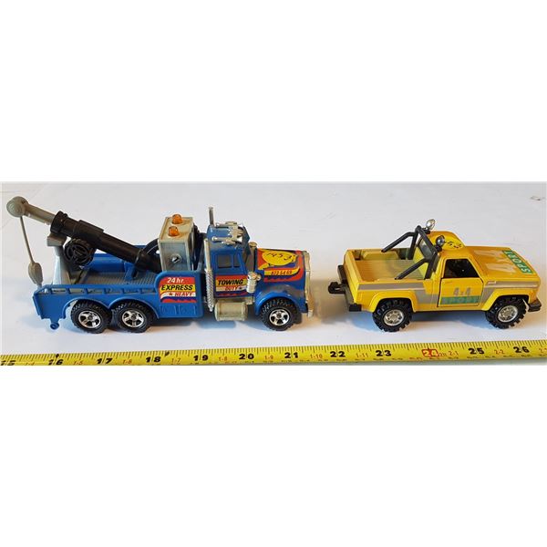 Kenworth Tow Truck & 4x4 Die Cast