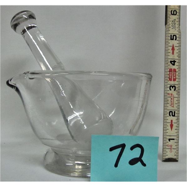 Clear glass mortar & pestal 8 oz. kitchen appliance