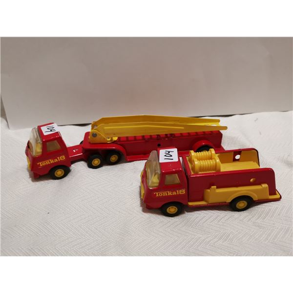 2 Tonka tin trucks, 10" fire ladder 6" Fire truck