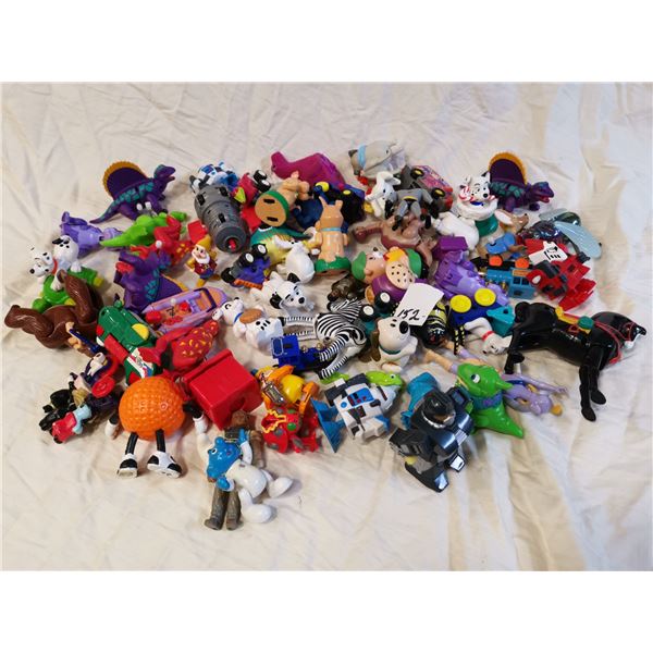 50 figurines toys, half are wind-up