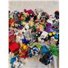 Image 3 : 50 figurines toys, half are wind-up