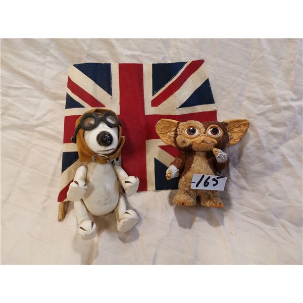 Old Snoopy, Gremlin, Flag lot